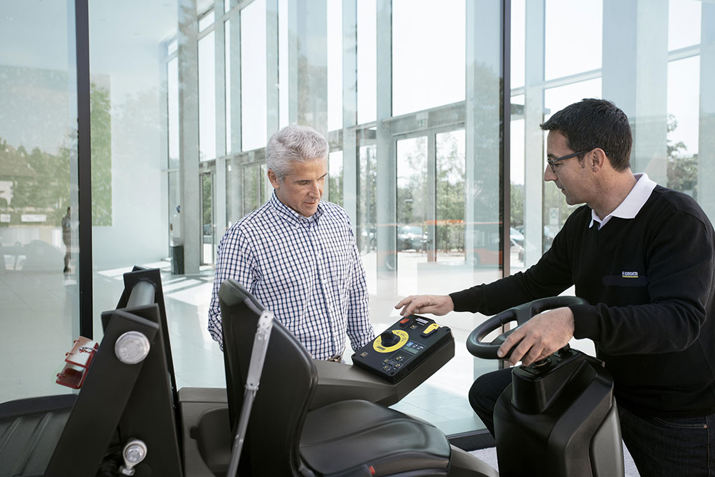 Matech_GmbH_Kärcher_services_consulting_app_18_ci15-99158-300dpi Matech_GmbH_Kärcher_services_consulting_app_18_ci15-99158-300dpi